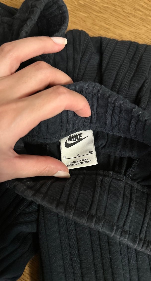 Nike Siyah Kadın fitilli Pantolon - Görsel 4