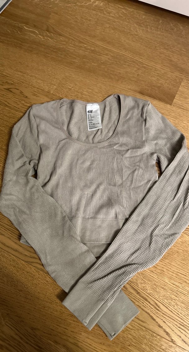 H&M Bej Kadın Uzun Kollu Crop Top - Görsel 2