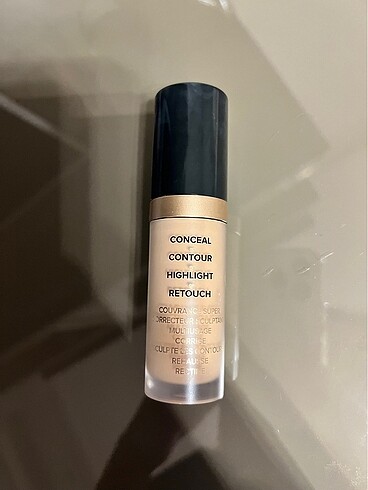 Too faced concealer