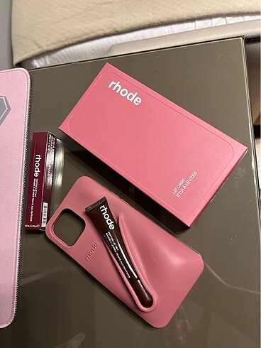Rhode Kılıf Gloss