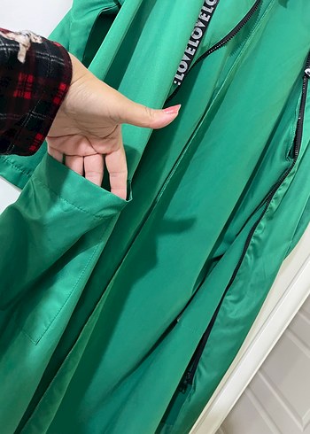 Uzun Yeşil Kadın Yağmurluk Fermuarlı - Görsel 3