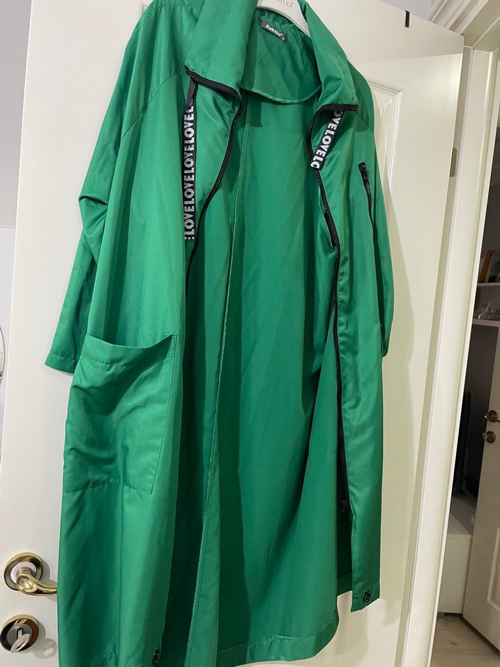 Uzun Yeşil Kadın Yağmurluk Fermuarlı - Görsel 2