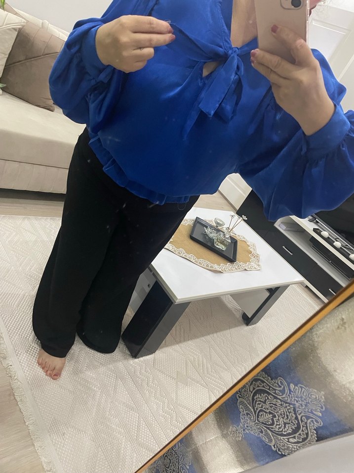 Mavi Yüksek Yakalı Uzun Kollu Kadın Bluz - Görsel 4