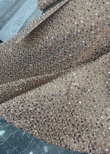 Bej Parlak Drapeli Uzun Abiye Elbise - Görsel 5