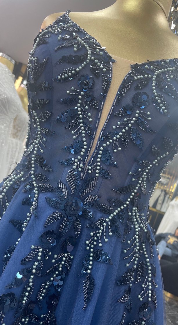 Boncuk İşlemeli Lacivert Uzun Abiye Elbise SATILIK - Görsel 3