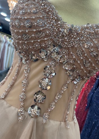 İnci İşlemeli Straplez Uzun Abiye - Görsel 3