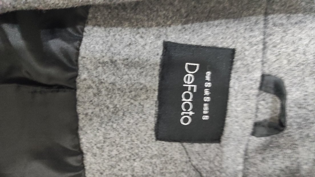 Gri Çift Düğmeli Kaban - Görsel 2