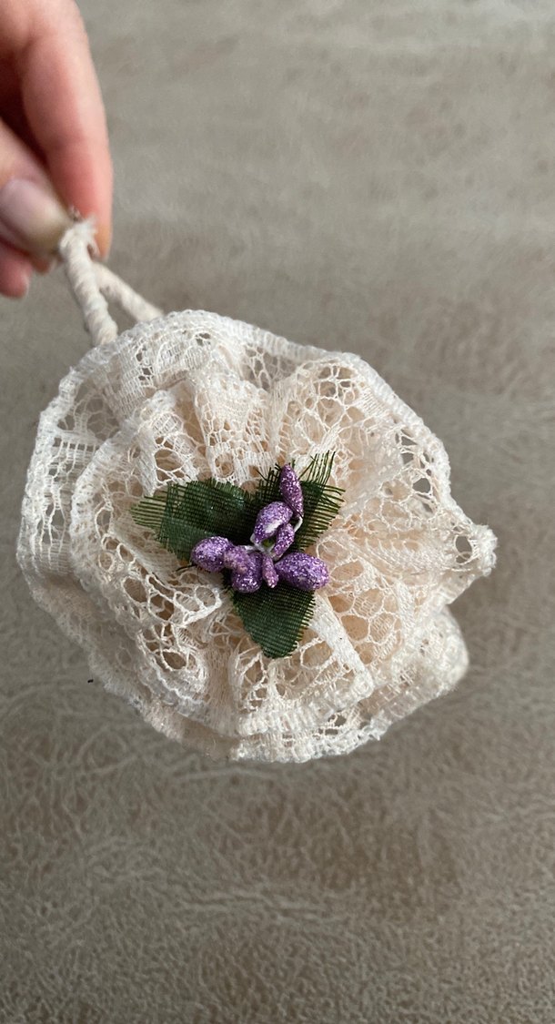 Beyaz Dantel Çiçekli Çocuk Taç - Görsel 2