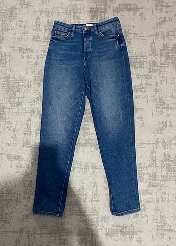 Colins Kadın Mom Jean 28 beden