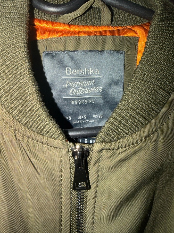 Bershka Haki Fermuarlı Uzun Ceket - Görsel 2