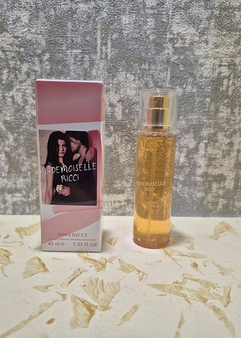Nina Ricci Mademoiselle Kadın Parfümü 40 ml