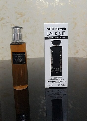 Noir premier Lalique Bayan parfümü 