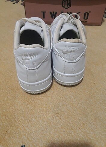 45 Beden beyaz Renk Nike spor ayakkabı 45 numara