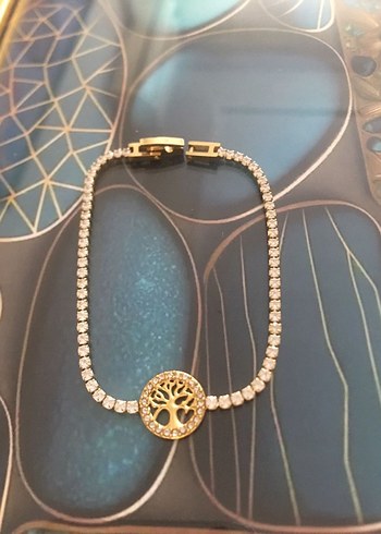 Zincir Detaylı Altın Renk Kadın Bileklik - Görsel 3