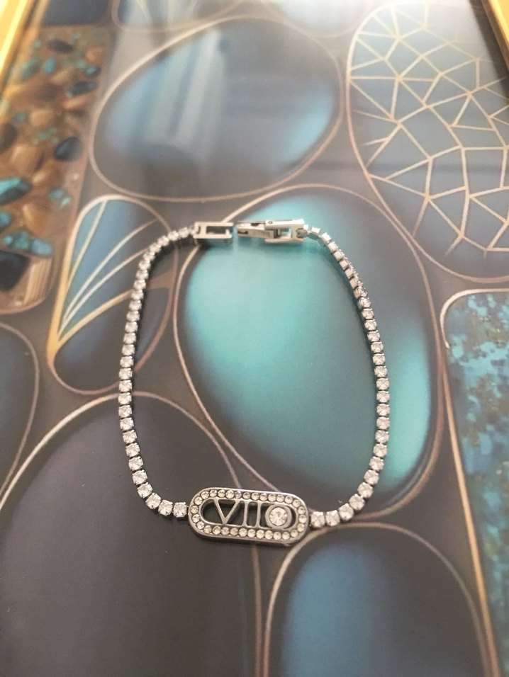 Zincir Detaylı Parlak Altın Bileklik - Görsel 2