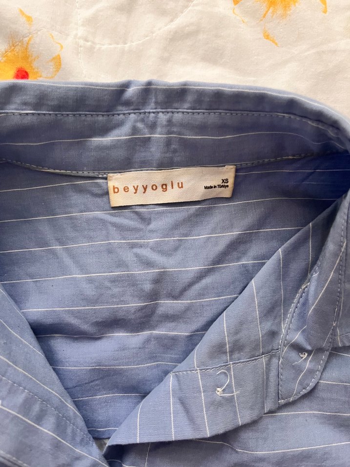 Düğmeli Mavi Keten Gömlek - Görsel 3