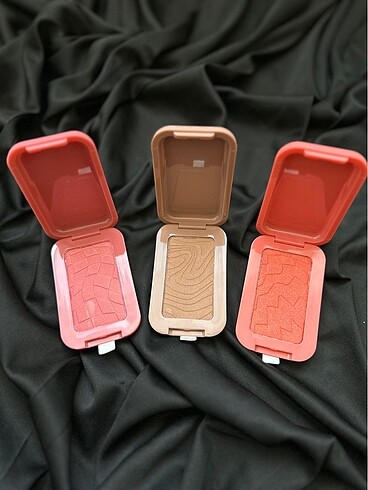NYX NYX ALLIK BRONZER