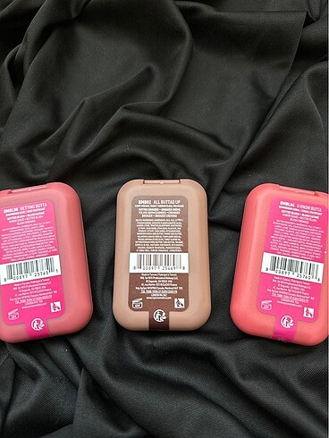 Beden NYX ALLIK BRONZER
