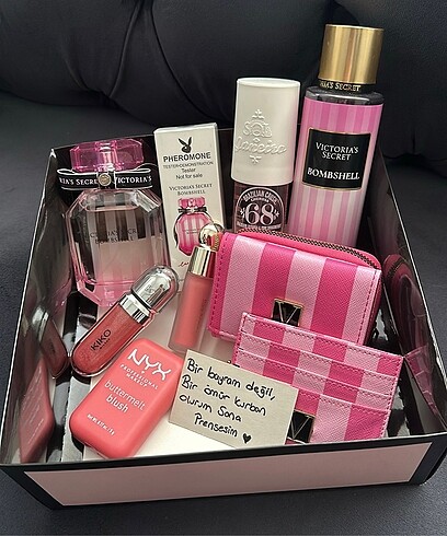 Victoria?s Secret Bombhsell Set