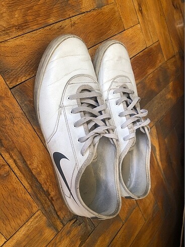 Nike Beyaz Spor ayakkabı