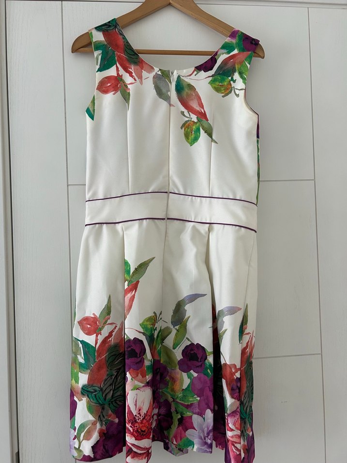 Çiçek Desenli Midi Elbise - Görsel 2