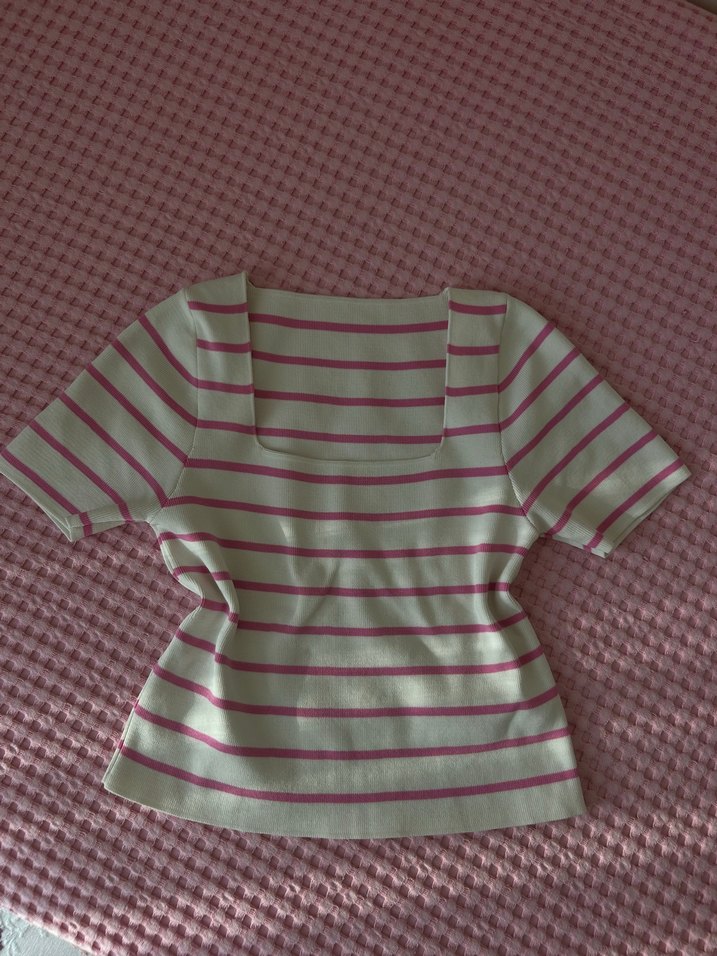 Pembe çizgili crop - Görsel 3