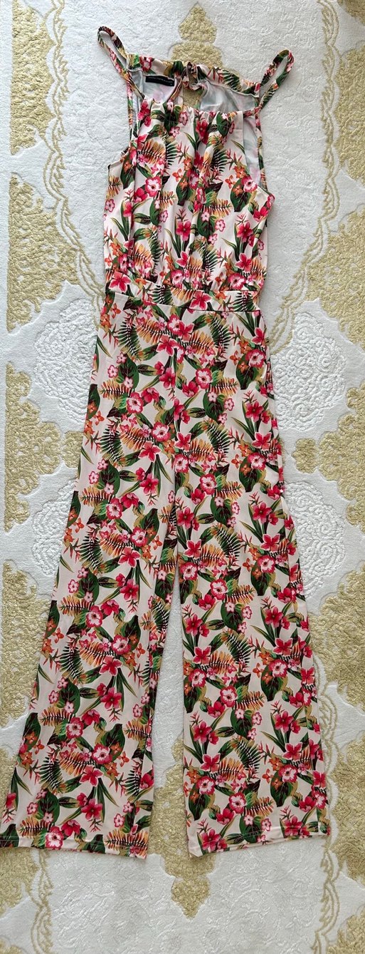 Çiçek Desenli V Yakalı Tulum - Görsel 3