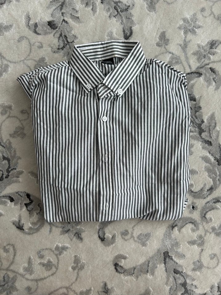 Düğmeli Uzun Kollu Gri Çizgili Kadın Gömlek - Görsel 3