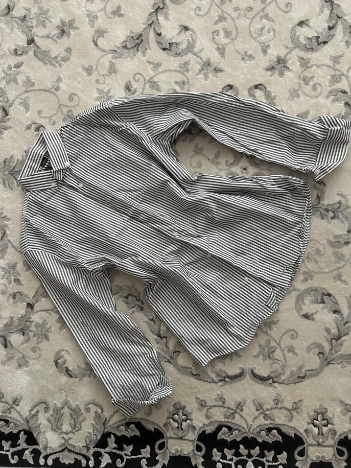 Düğmeli Uzun Kollu Gri Çizgili Kadın Gömlek - Görsel 2