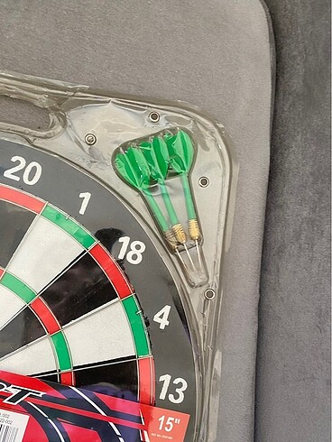  Beden Dart tahtası ve okları