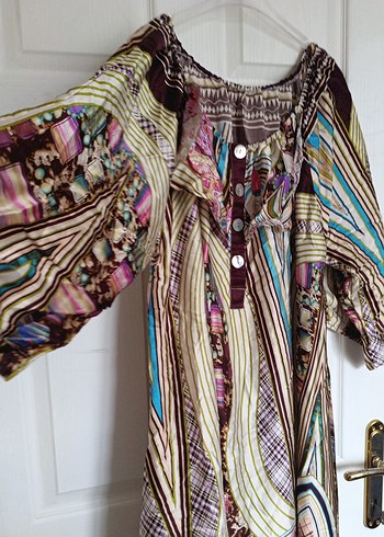 Düğmeli, Desenli, Bol Kesim Uzun Kadın Tunik - Görsel 2