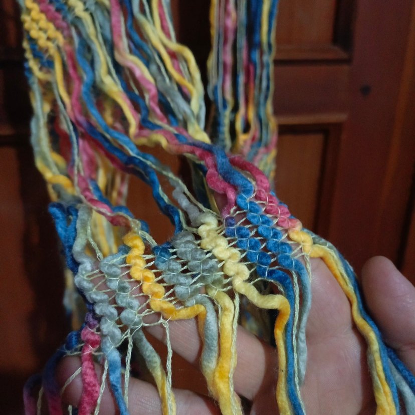 Pembe Zincir Detaylı Kadın Örgü Şal - Görsel 4