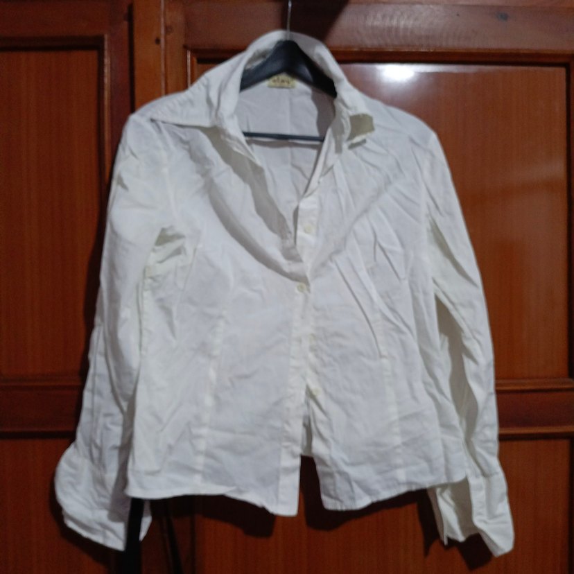 Düğmeli Beyaz Keten Kadın Gömlek - Görsel 2