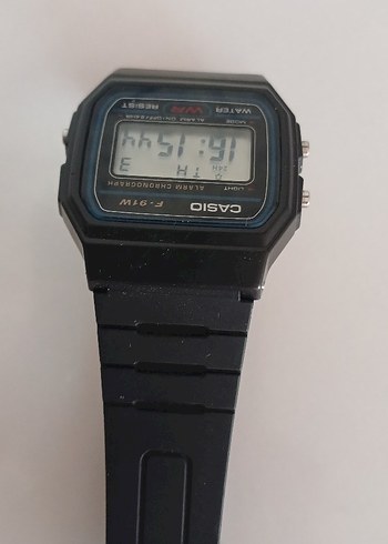 Beden Casio Dijital Erkek Kol Saati Siyah orijinal.