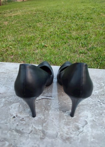 38 Beden Siyah Minimalist Stiletto Topuklu Kadın Ayakkabı