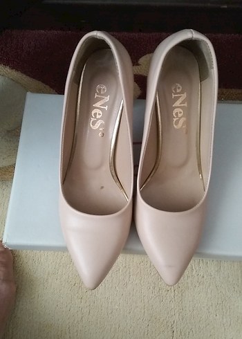 Bej Stiletto Topuklu Kadın Ayakkabı