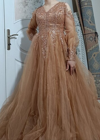 Nişan abiyesi