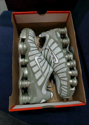 Nike Shox