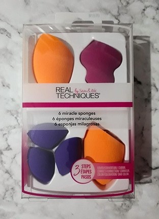 Real Techniques Miracle Complexion Sponge 