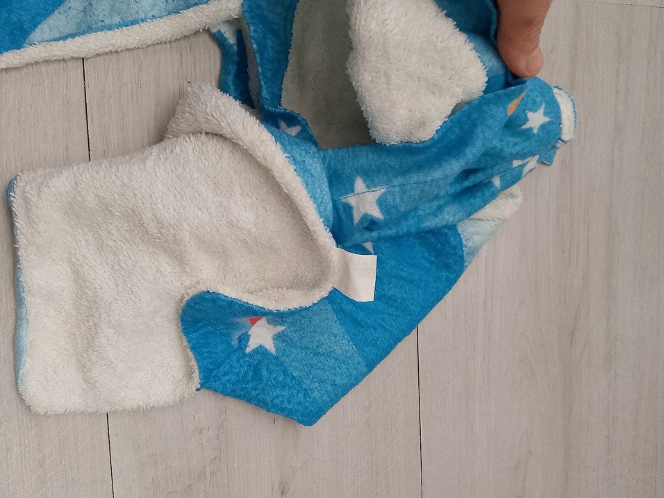 Çocuklar için Renkli Desenli Mavi atkı bere takimi - Görsel 3