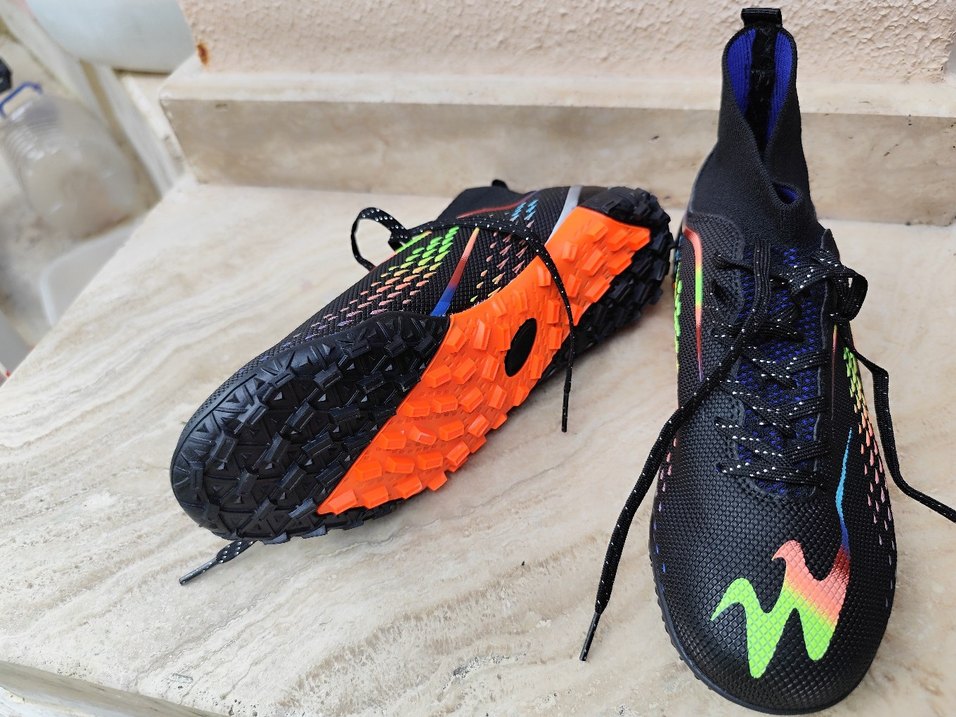 Çok Renkli Yılan Desenli Erkek Futbol Ayakkabısı - Görsel 5