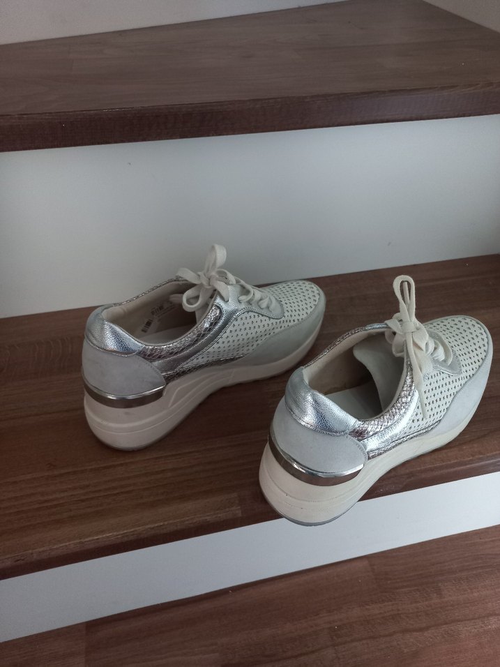 Derimod Kadın Spor Ayakkabı 37Numara Yeni - Görsel 2