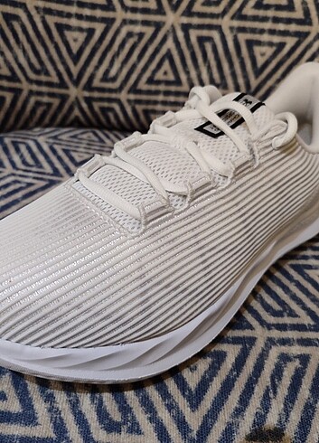 40,5 Beden beyaz Renk Under Armour Spor Ayakkabı