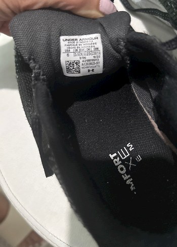 36 Beden siyah Renk Çocuk under armour Spor Ayakkabı Velcro Bağcıklı