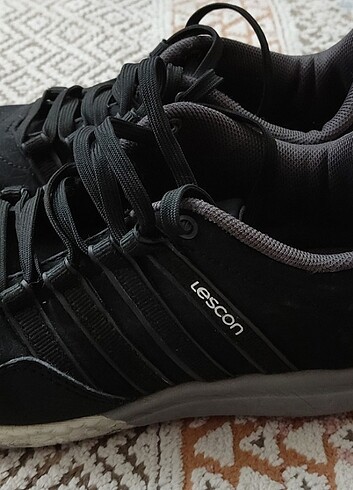 35 Beden siyah Renk Lescon orjinal çocuk spor ayakkabı