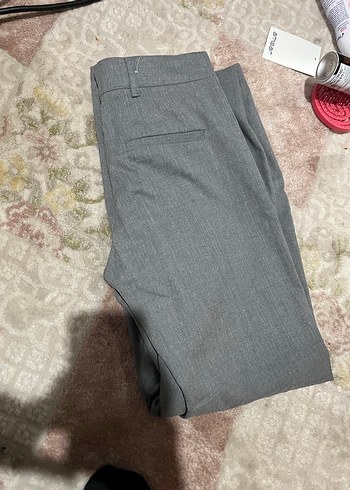 Gri Düğmeli Kadın Kumaş Pantolon - Görsel 2