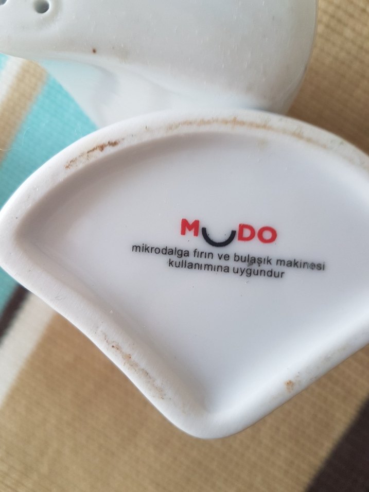 Mudo home Beyaz ve Gri Seramik Tuzluk ve Biberlik Seti - Görsel 3