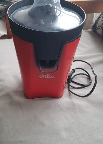 Kırmızı Renkli Meyve Sıkacağı - Görsel 2