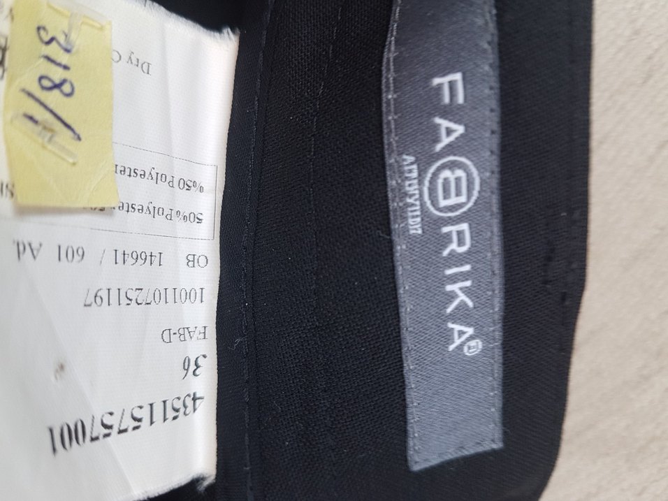 Siyah  Fabrika marka kumaş pantolon - Görsel 4