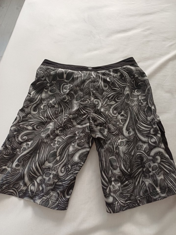 Desenli Gri Mini Erkek Plaj Şortu - Görsel 3